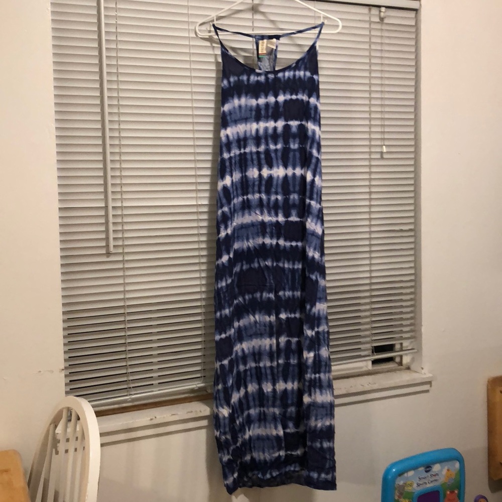 Racer back sun dress maxi size small blue tie dye